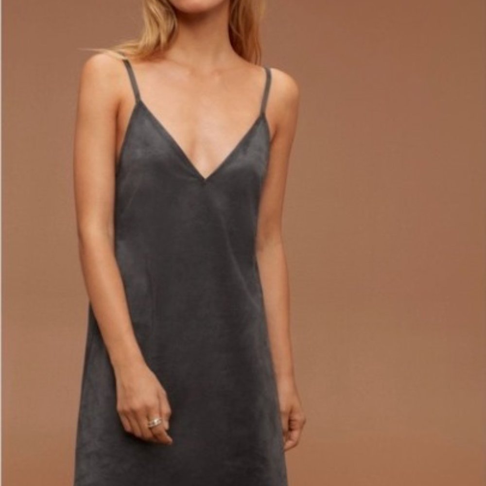 Aritzia Wilfred Free Vivienne Faux Suede Dress